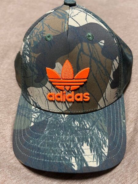adidas カモ ベースボールキャップ