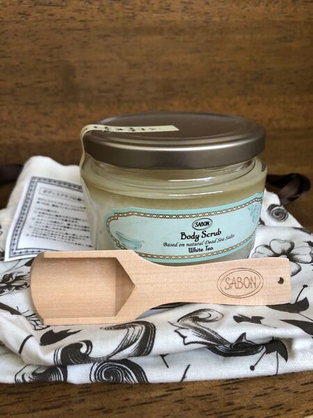 SABON ボディスクラブ ホワイトティー ギフト袋 スプーン付き サボン 320g 未開封新品