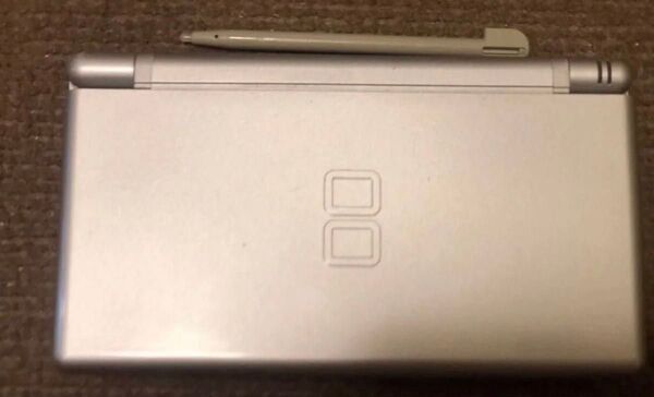動作良好 ニンテンドーDS Lite 本体 USG-001 グロスシルバー 任天堂 タッチペン付き