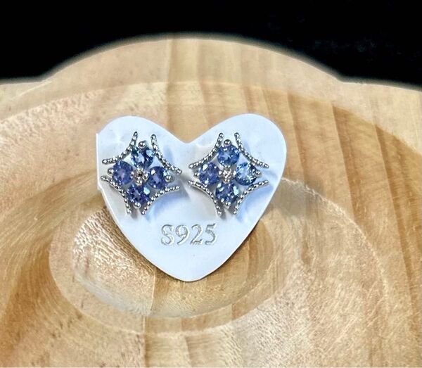 タンザナイト s925ピアス