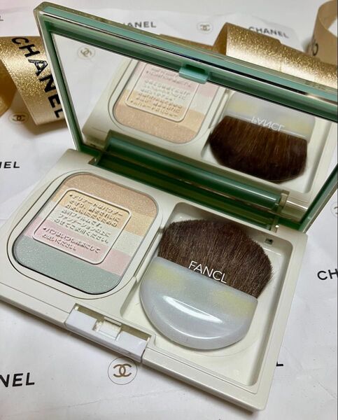 未使用 FANCL ファンケル フェイスカラーハイライト ホワイトカラーズ フェイスパウダー