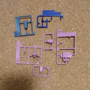 HG 1/144 メッサーF02型(指揮官機)余りパーツ