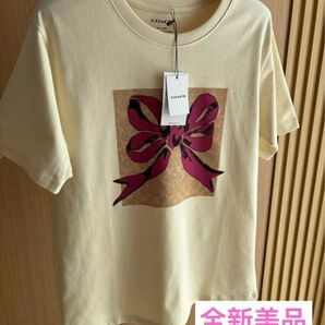 COACH シグネチャー スクエア Tシャツ☆大人気 サイズS リボンプリント 半袖 Tシャツ Tee