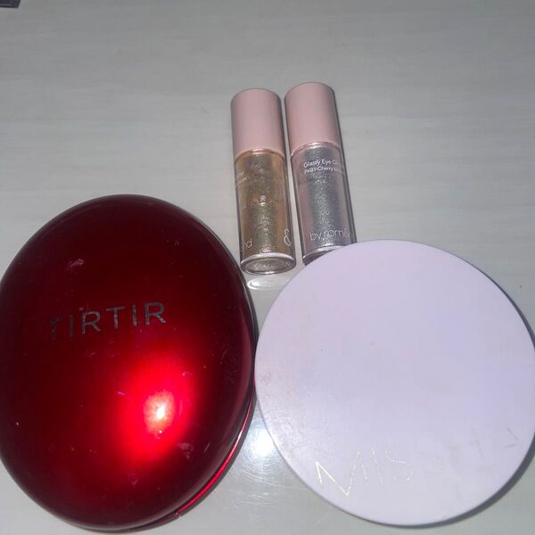 TIRTIR 17C クッションファンデ MISSHA 21