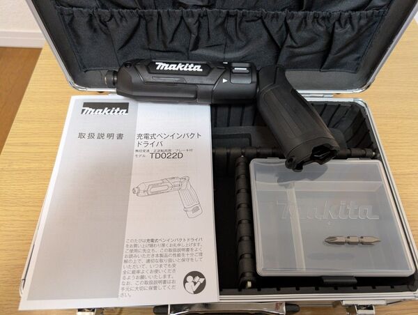 マキタ TD022DSHXB【本体+ケース】充電式ペンインパクトドライバー makita( BL0715、 DC07SB なし)