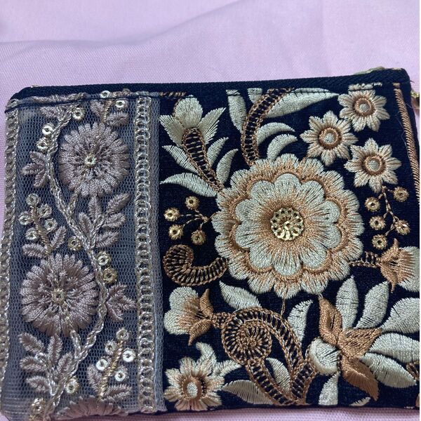 ハンドメイド インド刺繍リボン ポーチ