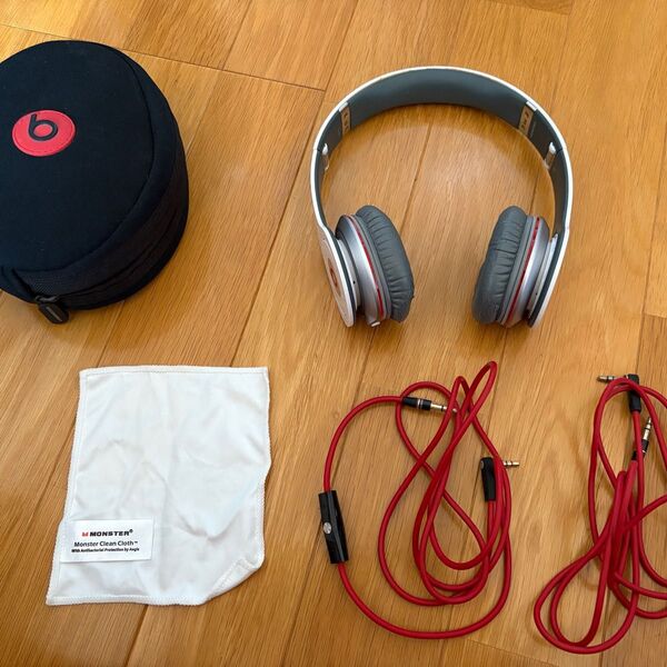 Monster beats by dr.dre solo HD ヘッドホン ホワイト
