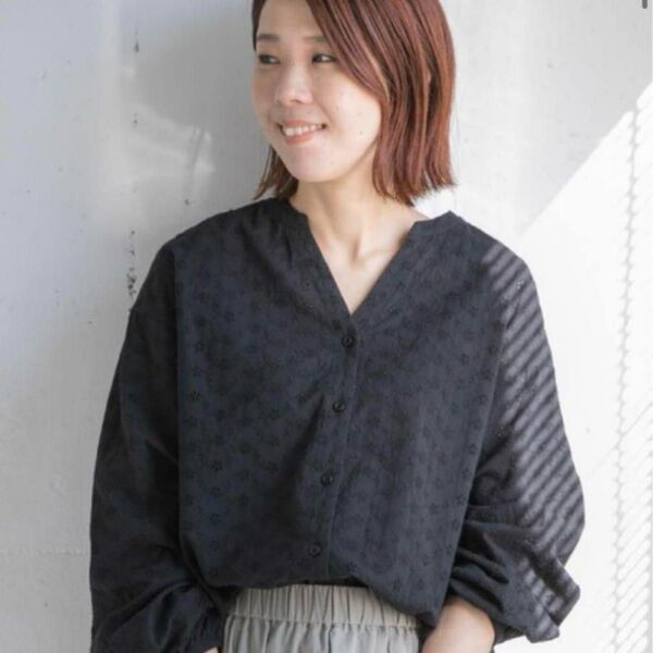 『URBAN RESEARCH SonnyLabel アーバンリサーチ サニーレーベル』カットワークレースブラウス【M-L相当】