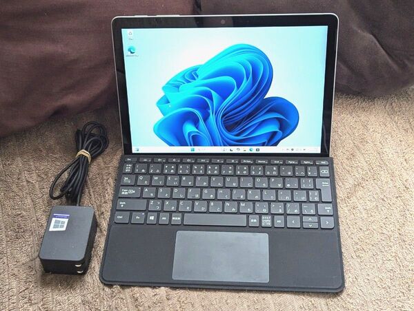 【ほぼ未使用】Surface Go3 LTE SSD搭載モデル Core i3 8/128GB Office タイプカバー付 4