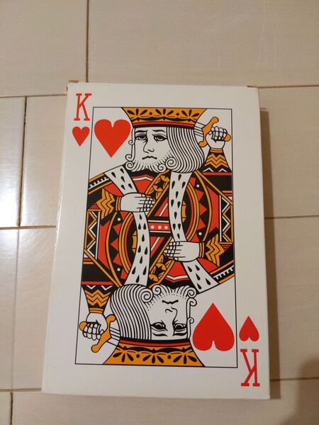 大きいトランプ パーティーグッズ フライングタイガー