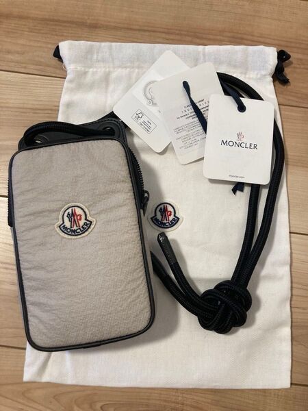 MONCLER モンクレール フォンケース ショルダーバッグ
