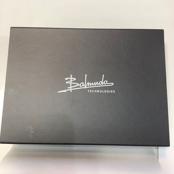 新品 バルミューダ フォン BALMUDA Phone White ホワイト