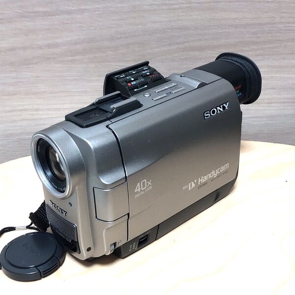 SONY Handycam DCR-TRV7 miniDV デジタルビデオカメラ 本体のみ 動作未確認 ジャンク品