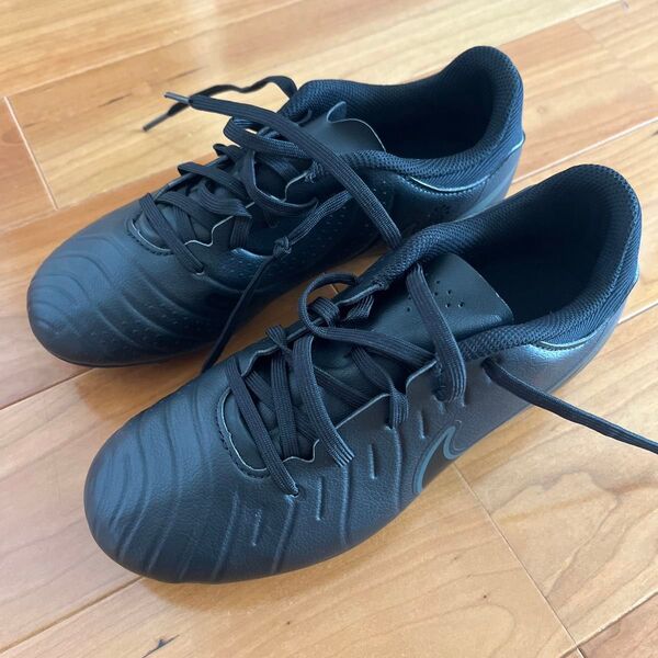 【新品未使用】ナイキ(NIKE) ジュニアサッカースパイク サッカーシューズ ジュニア 23㎝