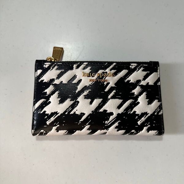 kate spade 二つ折り財布 ハウンドトゥース柄