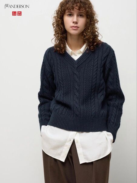 UNIQLO ユニクロ ケーブルVネックセーター JW ANDERSON