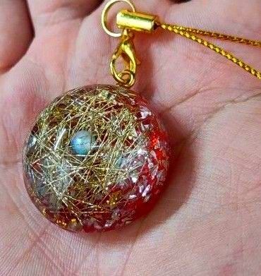 【ハンドメイド】半球レジンキーホルダー アクセサリー