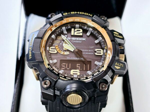 【美品】CASIO G-SHOCK マッドマスターGWG-1000GB-1AJF ブラック ゴールド 電波ソーラー 腕時計