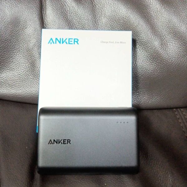 モバイルバッテリー Anker ライトニングケーブル付