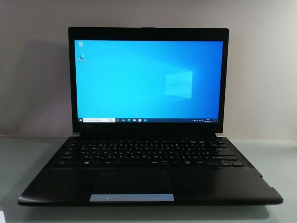 東芝 R73/38MB i7 SSD256GB 8GB Win10