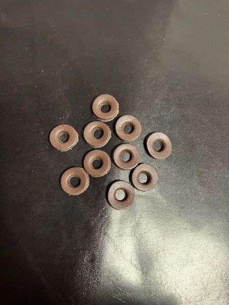 姫路レザー チョコ色 直径12mm 内径5mm 10枚 honjo マッドガード 泥除け 革ワッシャー グランボア