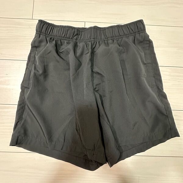 H&M ランニング用 ハーフパンツ エイチアンドエム