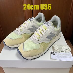 AURALEE New Balance 475 Vintage Yellow