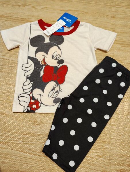 【新品】ディズニー ミッキー・ミニー 半袖パジャマ 90cm