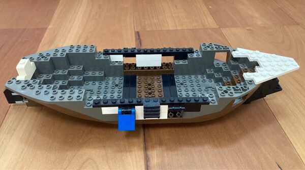 LEGO 海賊船 船体 パーツ 南海の勇者 シーライオン号