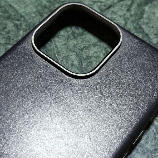 NOMAD Traditional Horween Leather Case iPhone 16 Pro Max レザー カバー