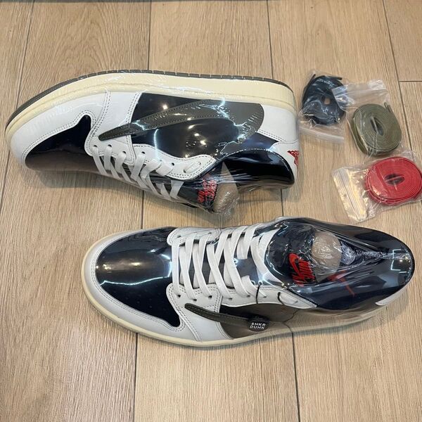 NIKE travis スニーカー