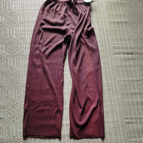 1980円 値札付き M サイズ ズボン パンツ 部屋着 ヨガ インナー スラックス 長ズボン
