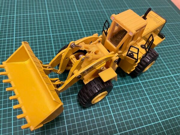 模型 ホイールローダーKawasaki 作業車 ホイールローダー ショベルカー DIAPET スケール1/48 日本製