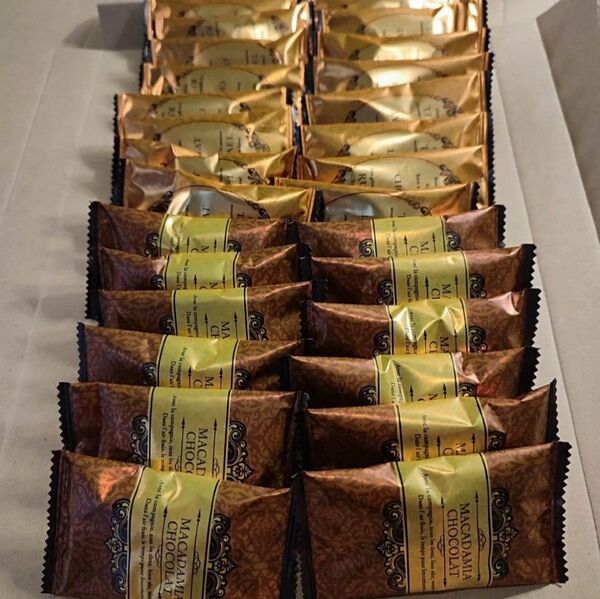 マカデミアショコラ スイートチョコレートパイ アウトレット