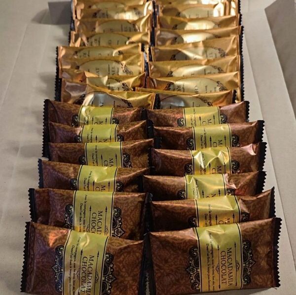 マカデミアショコラ スイートチョコレートパイ アウトレット