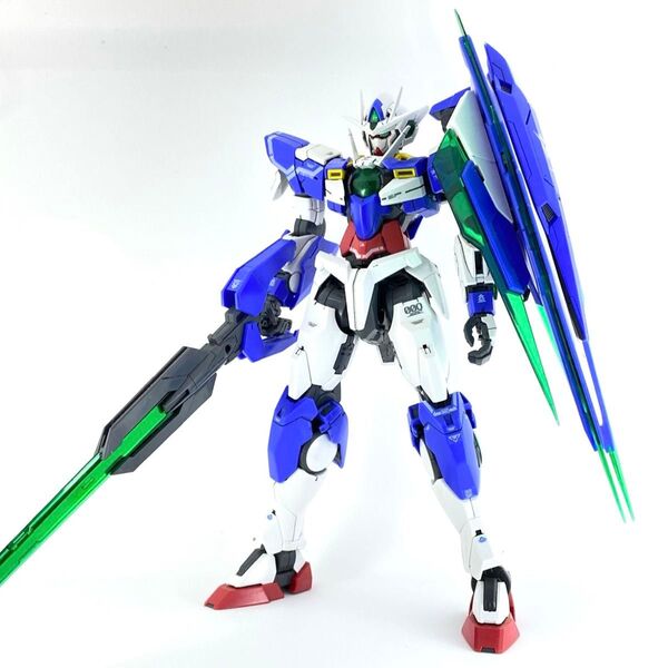 完成品 MG ダブルオークアンタ