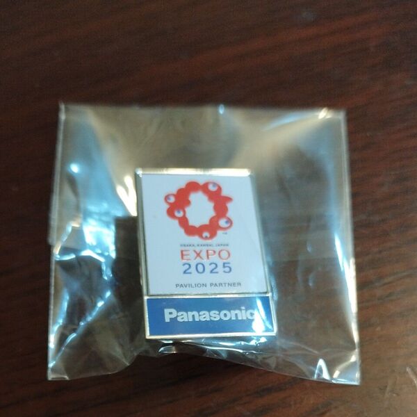 大阪・関西万博 EXPO 2025 Panasonic ピンバッジ 未使用