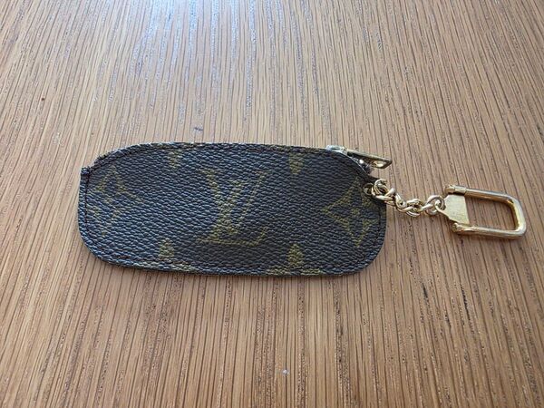 LOUIS VUITTON ルイヴィトン キーケース モノグラム ブラウン