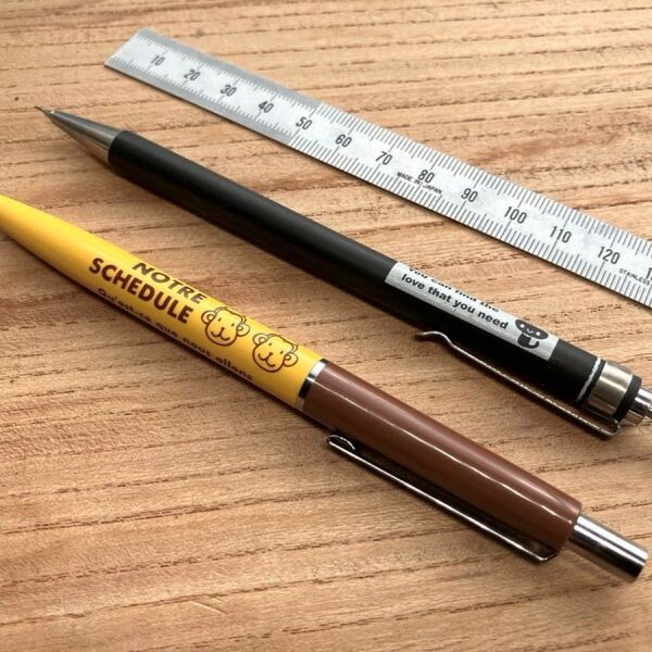 今週限り 500円 シャープ ペンシル 2本 0.5 ミリ キャラクター アクセサリー 0.5mm 希少 ビンテージ コレクション