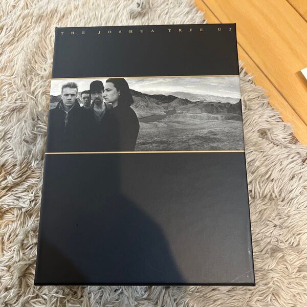 Joshua Tree (W/Book) (W/Dvd) (Dlx) U2