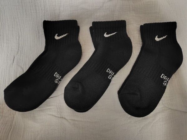 NIKE ショートソックス 黒 3足セット 21~23cm