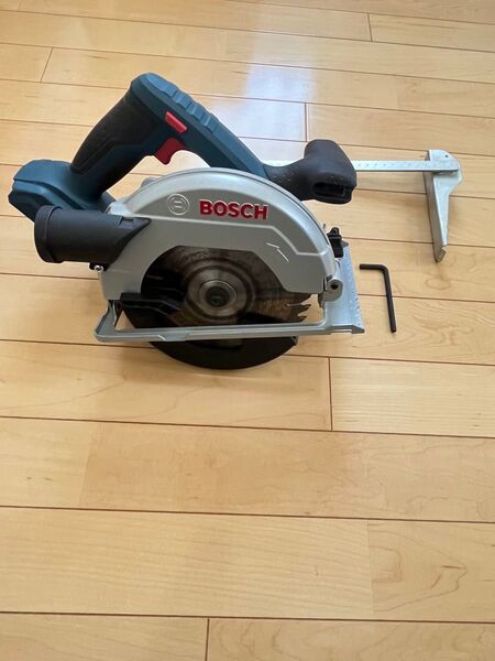 中古 BOSCH ボッシュ 18V コードレス 丸ノコ GKS18V-57 インパクトドライバー 同様バッテリー 丸鋸 チップソー