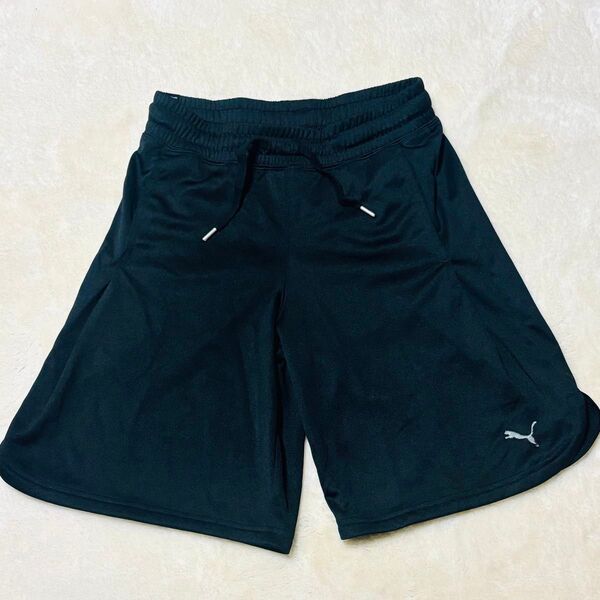 【PUMA】プーマ ハーフパンツ ショートパンツ M ブラック古着 スポーツ