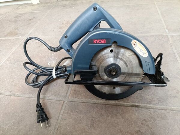 RYOBI(リョービ)丸ノコ YW-14S 電動工具