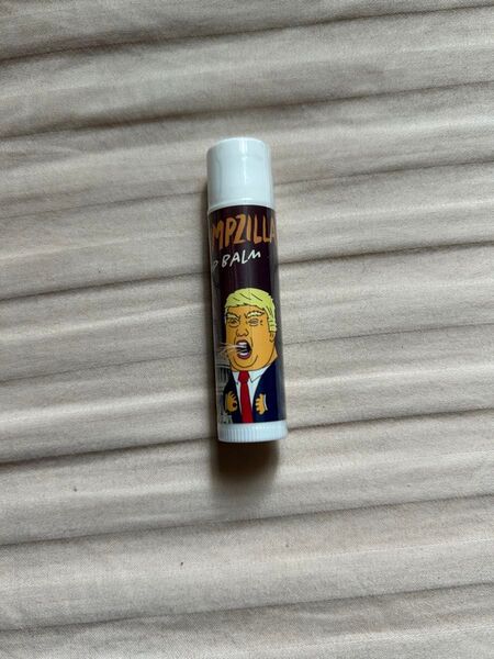 トランプ リップバーム(TRUMPZILLA LIP BALM)