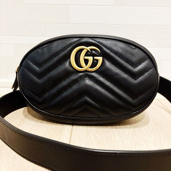 早い者勝ち【極美品】GUCCI グッチ ボディバッグ GGマーモント ウエストバッグ 黒 レザー ハート