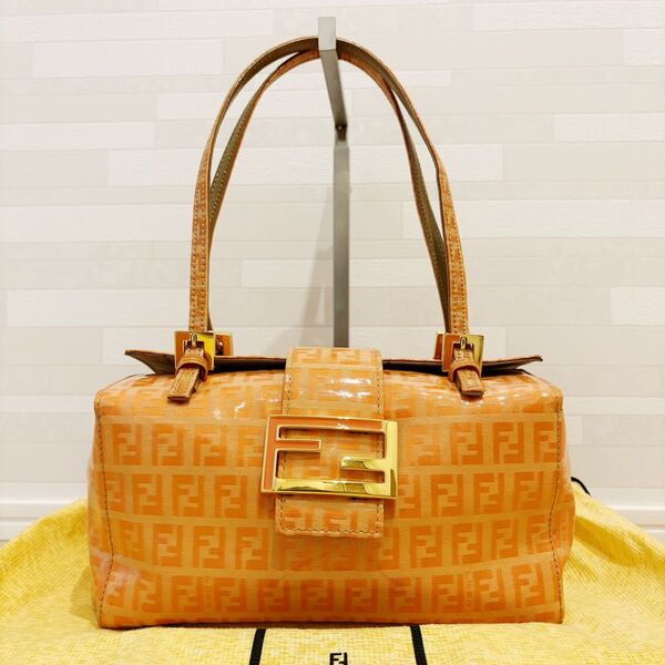 早い者勝ち【極美品】FENDI フェンディ マンマバケット ズッカ トートバッグ ハンドバッグ F F エナメル 希少 保存袋