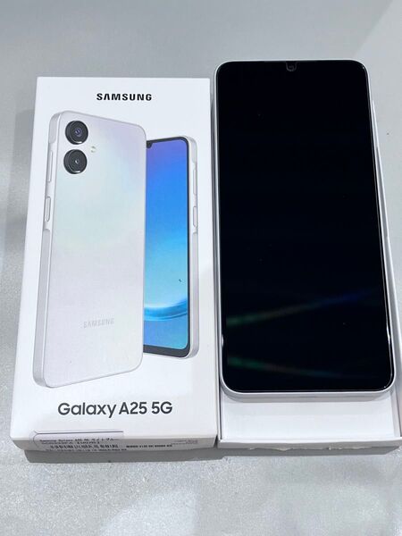 極美品 Galaxy A25 5g UQ ライトブルー SCG33 SIMフリー