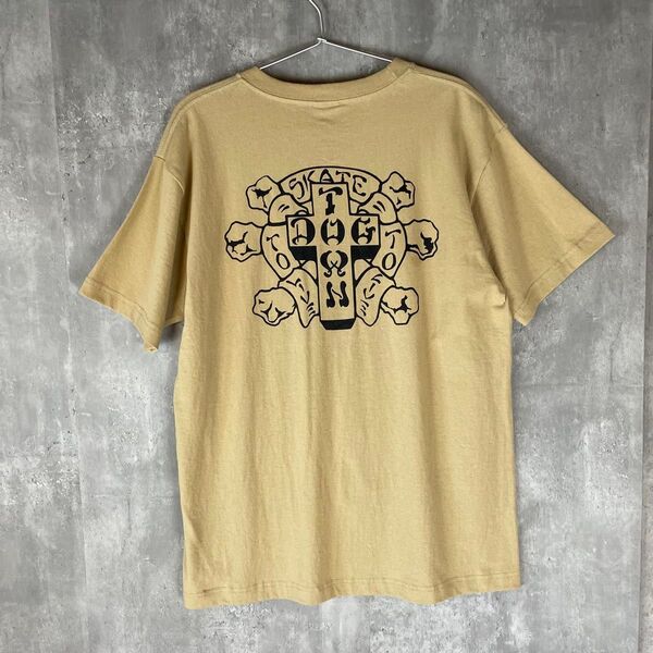 【スケボー】DOG TOWN ドッグタウン SKATE グラフィックTシャツ ベージュ 半袖 スケボー 横乗り アメカジ