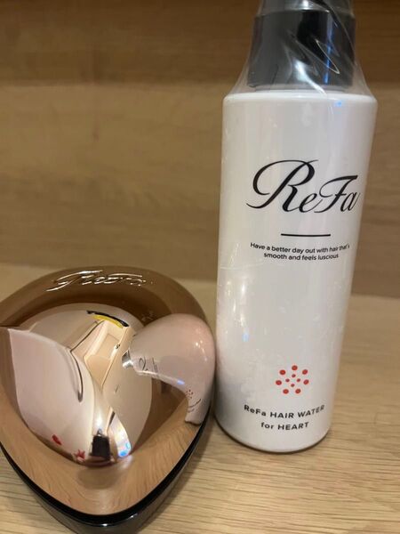 リファ ヘアブラシ ヘアウォーター ReFa